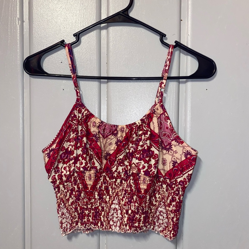 Cute pink pattern cropped cami and white cropped tank bundle!!